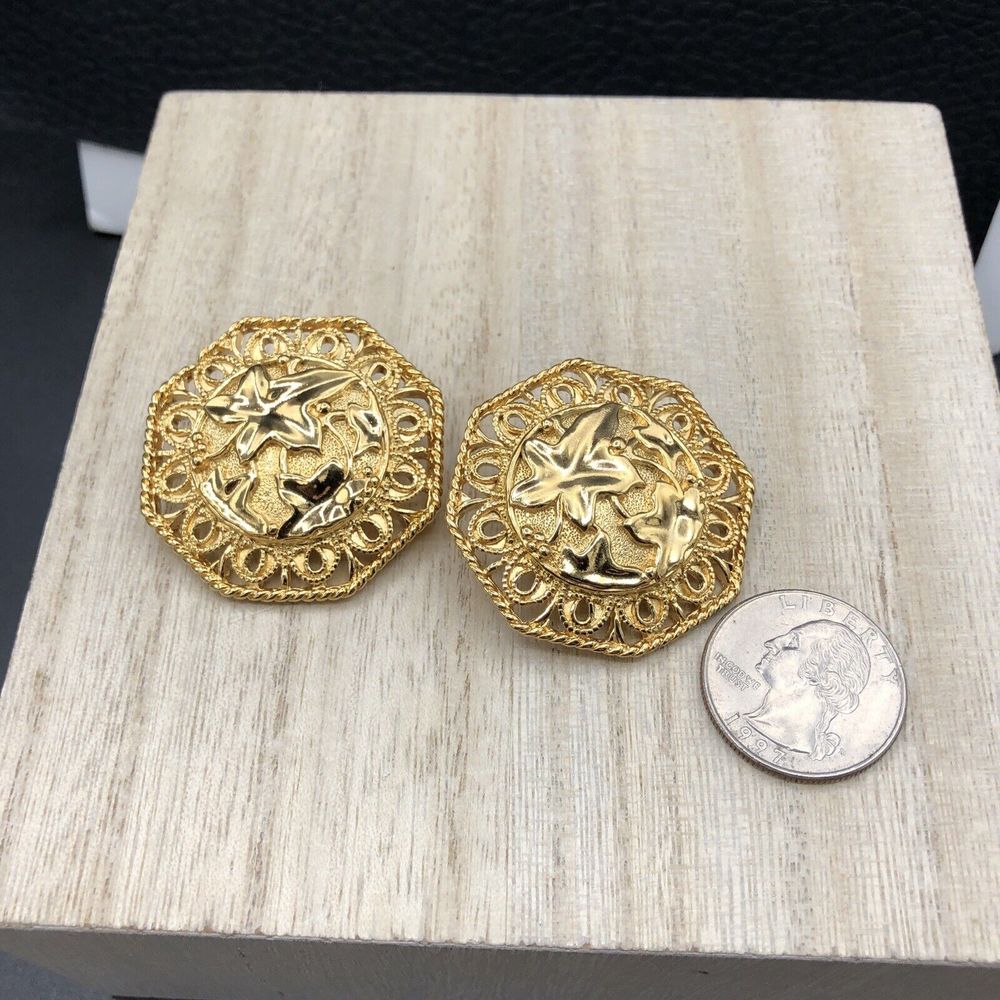 Jose Maria Barrera For‎ Avon Earrings FALLING LEAVES Gold Tone Clip On MINT - Picture 8 of 9